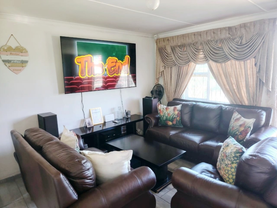 2 Bedroom Property for Sale in Wilsonia Eastern Cape
